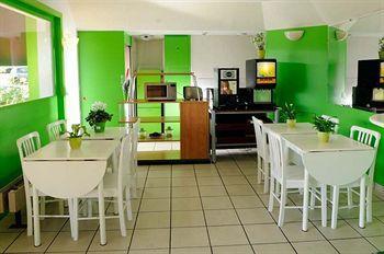 Lemon Hotel Dreux Chartres Extérieur photo